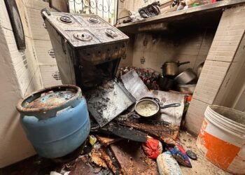 Vazamento de gás causa explosão e deixa homem ferido no bairro Petrópolis