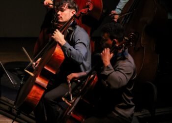 Concerto no Teatro Amazonas celebra centenário da pianista Jerusa Mustafa com encontro de gerações