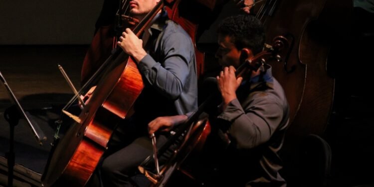 Concerto no Teatro Amazonas celebra centenário da pianista Jerusa Mustafa com encontro de gerações