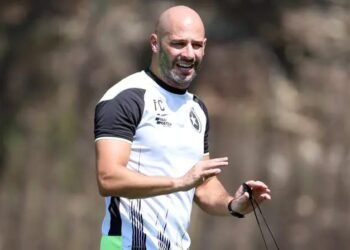 Botafogo anuncia Franclim Carvalho como novo técnico