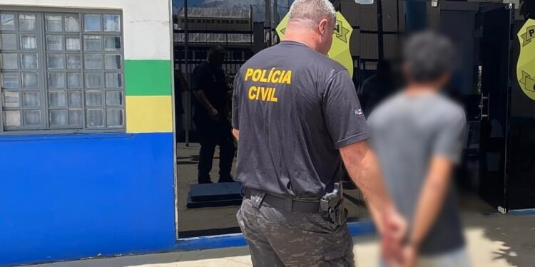 Homem é preso