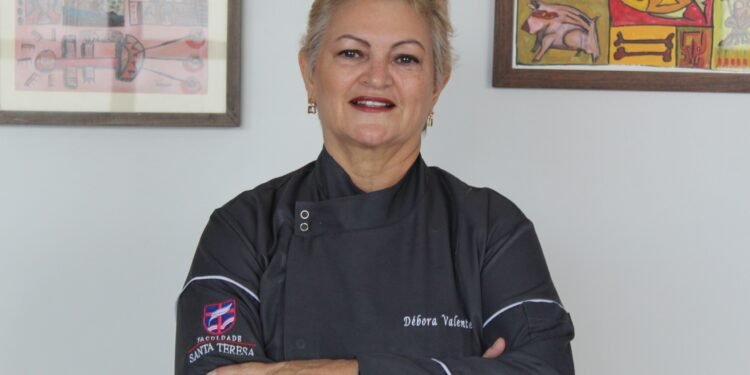 Faculdade Santa Teresa realiza 1ª Cerimônia do Dólmã em Manaus e marca formação gastronômica