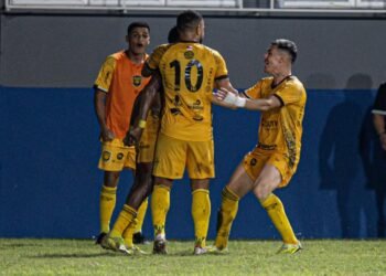 Invicto na Série C, Amazonas inicia venda de ingressos para duelo contra o Caxias