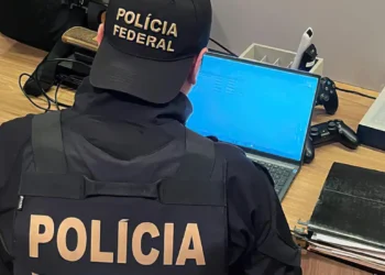 PF realiza operação contra acusados de vazar dados de ministros do STF