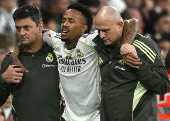 Zagueiro Éder Militão corre risco de ficar fora da Copa do Mundo após lesão na coxa