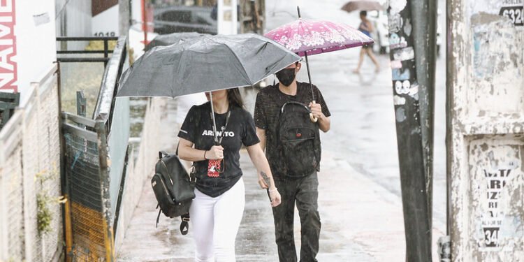 Defesa Civil alerta para possibilidade de chuva intensa em Manaus