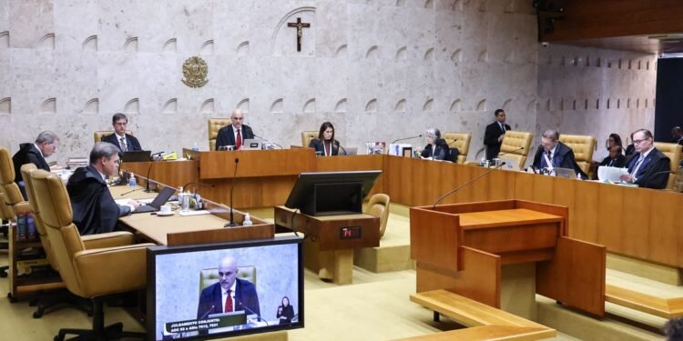 STF valida lei que garantiu igualdade salarial entre homens e mulheres