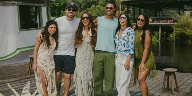 Ex-BBBs conhecem Novo Airão