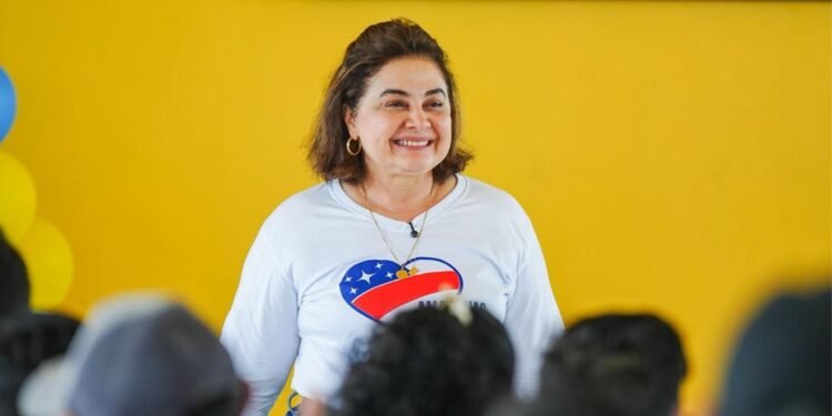 Professora Maria do Carmo lidera corrida ao Governo do Amazonas em todos os cenários, aponta AtlasIntel