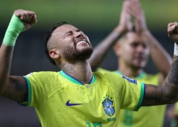 Ancelotti defende convocação de Neymar e destaca impacto no elenco