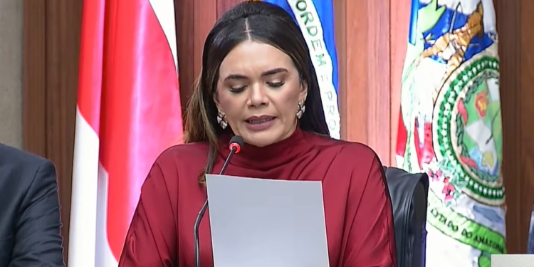 alessandra-campelo