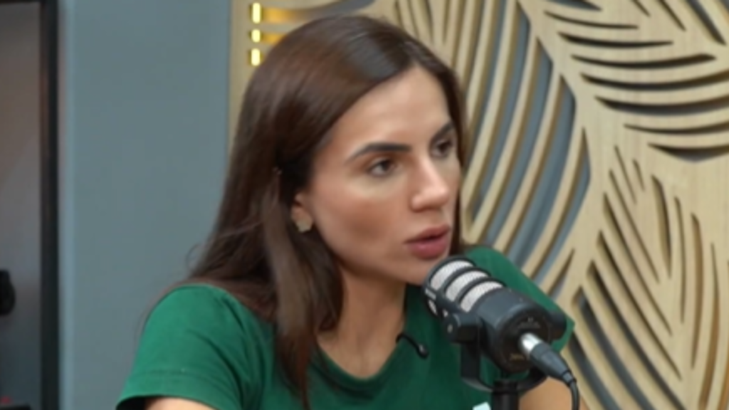 deboramenezes