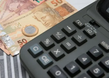 Dívida Pública sobe 1,91% em abril e encosta em R$ 8,8 trilhões