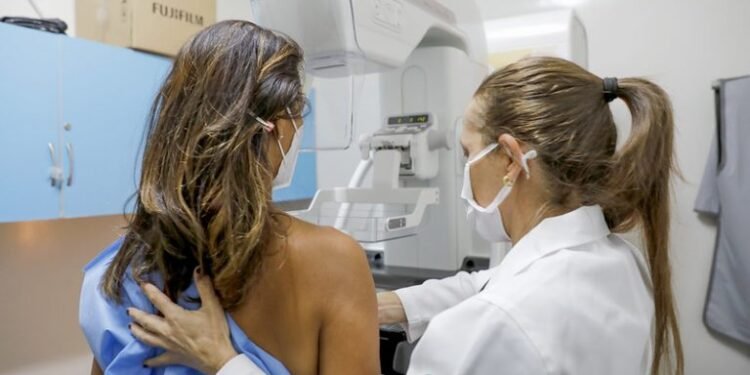 Saúde da Mulher: projeto que garante mamografia anual a partir dos 40 anos avança na CMM