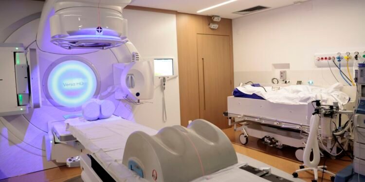 Entenda o que pode ou não ser deduzido como despesa médica no IR