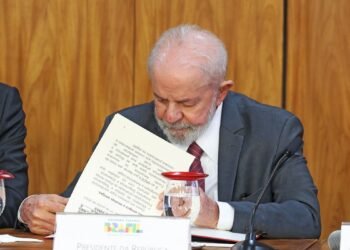 lula-veta-lei-estagio