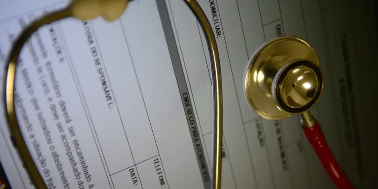 Plano de saúde individual terá reajuste máximo de 5,11%, decide ANS