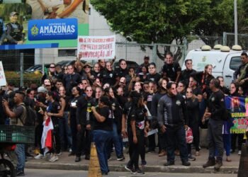 Após morte de comerciante, aprovados da PM cobram convocação e pressionam Governo do Amazonas