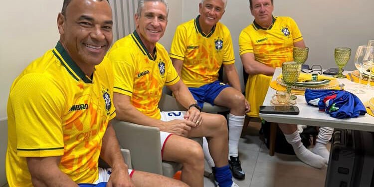 Quarteto do tetracampeonato da Seleção Brasileira marca presença em evento esportivo em Manaus