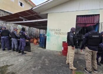 Operação apreende celulares em presídio e mira avanço de facções em comunidades de Parintins