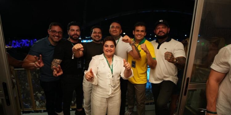 Força da Mudança: Professora Maria do Carmo reúne tropa do PL em Parintins