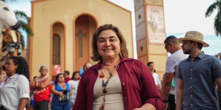 Maria do Carmo defende Parintins como vitrine do Amazonas o ano inteiro, gerando emprego e renda