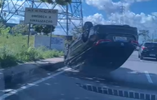 carro-capotado