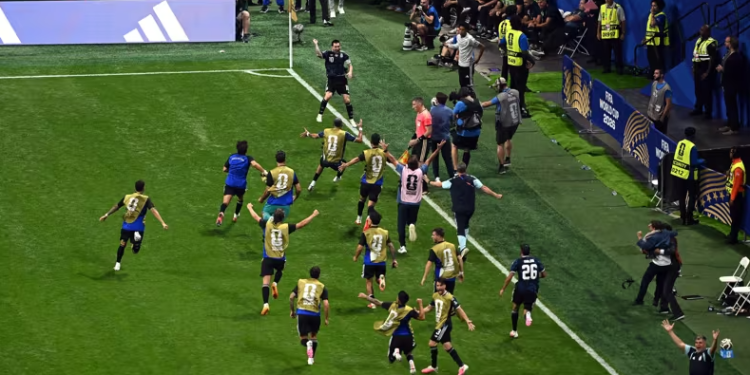 Argentina vira sobre a Espanha e garante segunda final consecutiva da Copa do Mundo