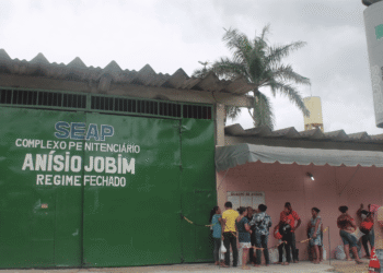TCE-AM suspende licitação de R$ 4 bilhões na Seap e aprova inspeção de oito anos em contratos penitenciários