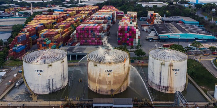 Sindmetal critica empresas após vazamento de estireno e cobra ação das autoridades
