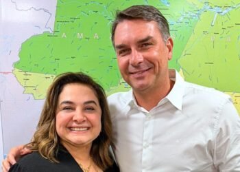 Direita avança no Brasil: revista Veja confirma liderança da Professora Maria do Carmo para o Governo do AM