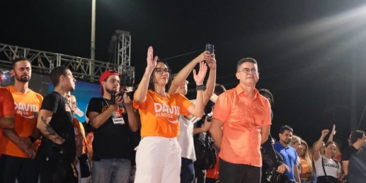 Em convenção do Avante, pré-candidatos pedem votos e citam números de urna; advogado eleitoral avalia