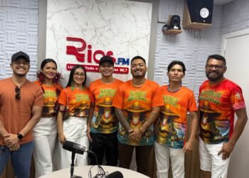 Touro Branco reforça preparativos para o Festival Folclórico do Mocambo do Arari durante visita à Rios FM Parintins