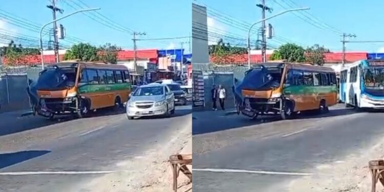 'Amarelinho' colide com plataforma do Detran-AM no Santa Etelvina