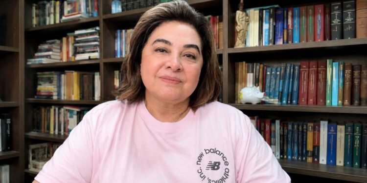 Professora Maria do Carmo critica segurança pública após Amazonas liderar ranking de roubos de celulares no país