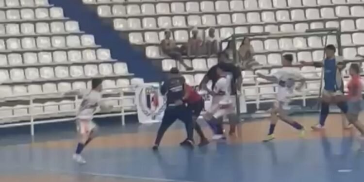 Árbitro é agredido após final do Barezinho Sub-20; FAFS suspende envolvidos