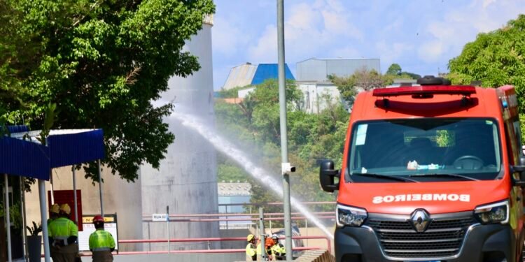 Imagens registradas na manhã desta quinta-feira pelo Portal RIOS DE NOTÍCIAS - (Foto: Tunico Santos - Rios de Notícias)