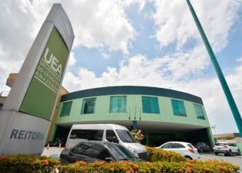 UEA encerra nesta sexta-feira prazo para pedir isenção da taxa do Vestibular 2026 e SIS