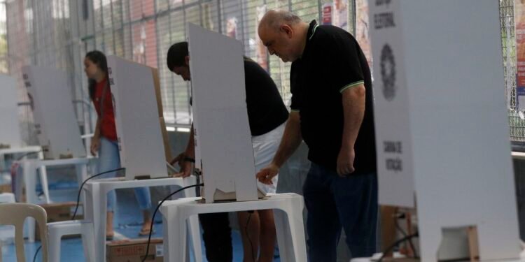 Saiba como a urna eletrônica garante a soberania do voto