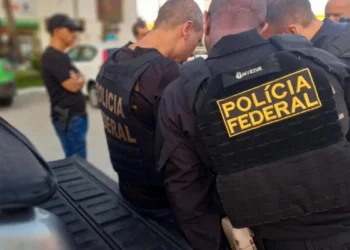 Operação da PF tem prisão de bicheiro, ex-presidente da Alerj e pastor