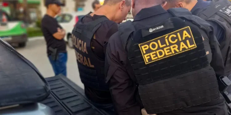 Operação da PF tem prisão de bicheiro, ex-presidente da Alerj e pastor