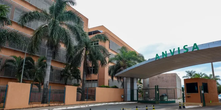Anvisa proíbe produtos sem registro que prometiam emagrecimento