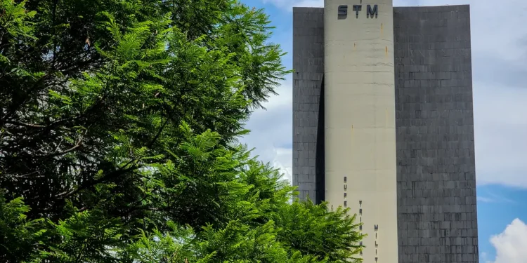 STM determina perda de patente de militar acusado de transmitir HIV