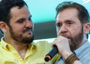 Plínio diz que apoio de Renato não teve condição de voto em David: 'Não me cobrou nada'