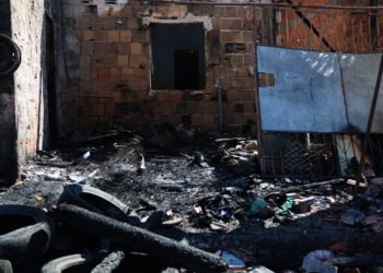 Defesa Civil alerta para riscos de incêndios e orienta população sobre cuidados com a fumaça