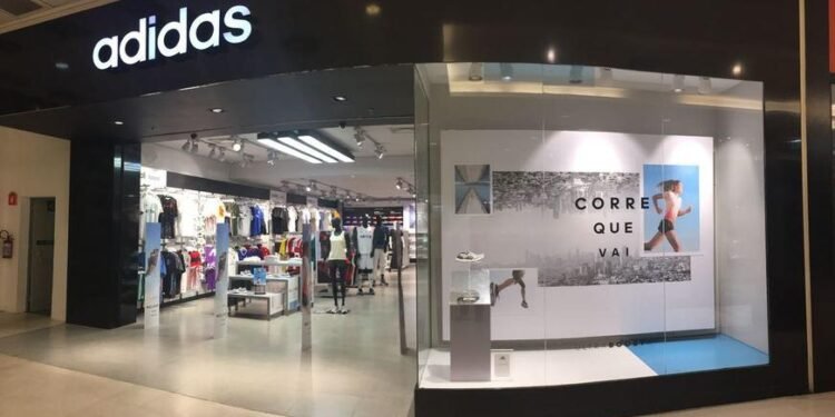 Adidas inaugura quinta loja em Manaus nesta quinta-feira no Amazonas Shopping