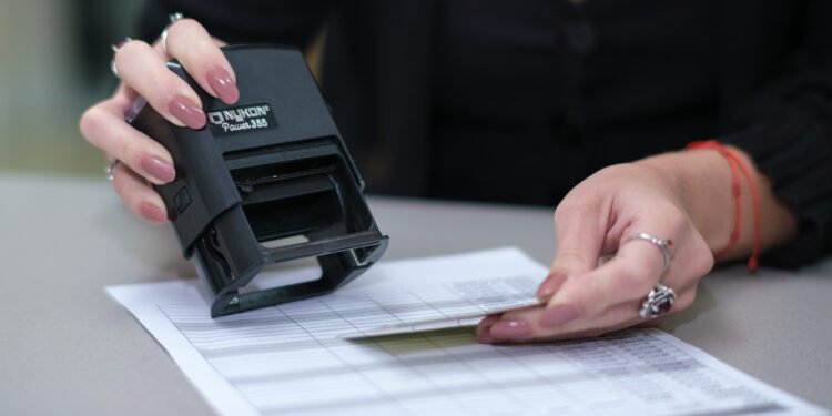 Taxas cartorárias sobem até 237% e podem encarecer imóveis no Amazonas