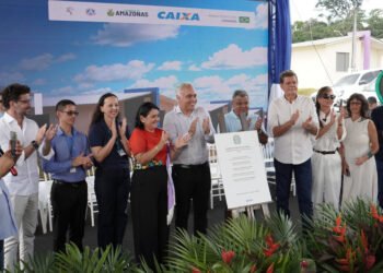 Ministério das Cidades entrega 200 moradias em Presidente Figueiredo