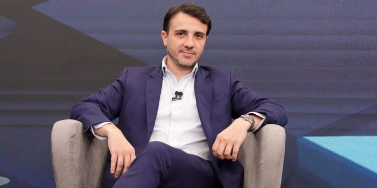Toffoli suspende propaganda de Renan Santos na internet