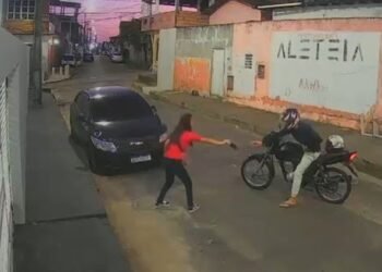 Jovem é assaltada por motociclista durante a madrugada na zona Oeste Manaus
